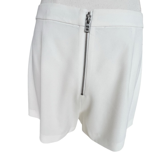 ALICE + OLIVIA IVORY DRESS SHORTS EXPOSED BACK ZIPPER SIZE 8 - Picture 4 of 6